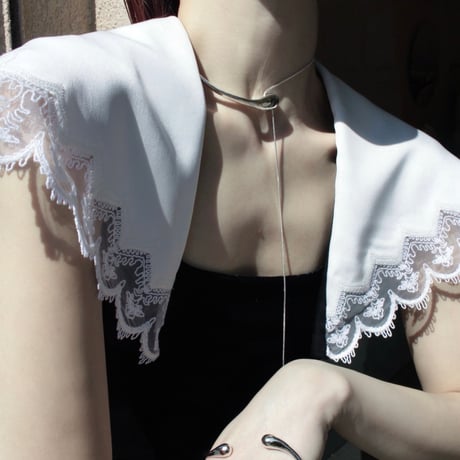 Metal art snake choker