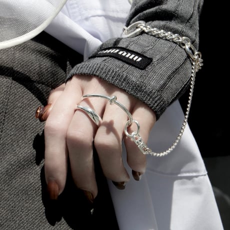 Carabiner loop bracelet