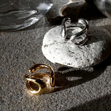 Visions pinky cuff ring (one color)