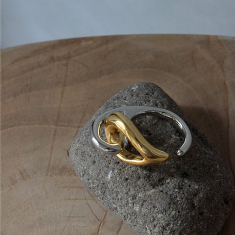 Clarity bit earcuff ring  (mix color)