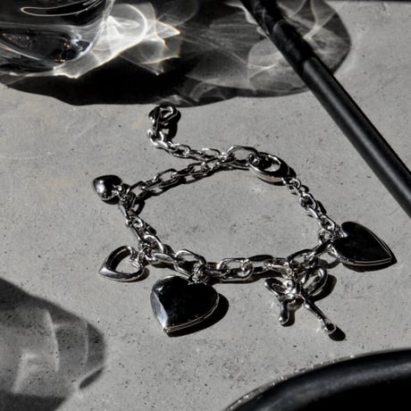 Innocent heart bracelet