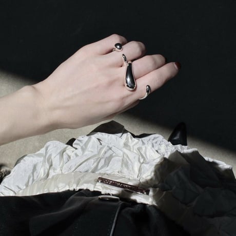 Moist drop w ring (one color)