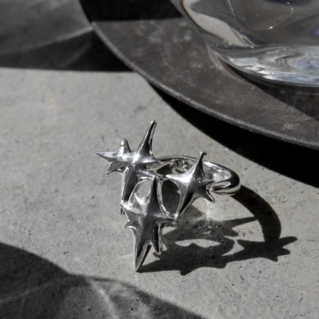 Étoile ring