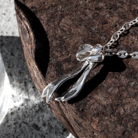 Ribbon small necklace