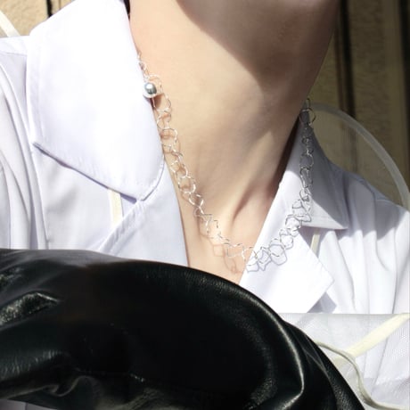 Dripping necklace
