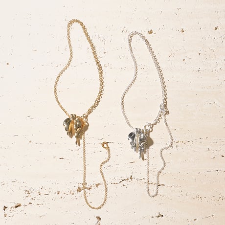 Ribbon necklace