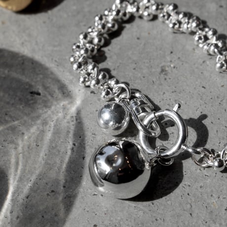 Pome chain bracelet