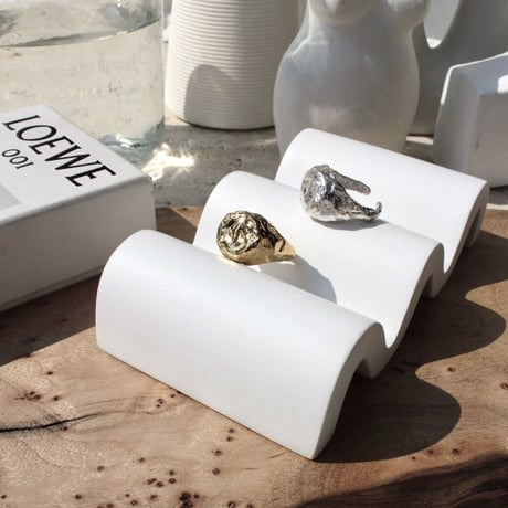 Aging circle ring