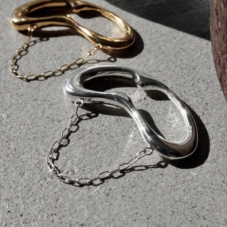 Fibula chain ear cover