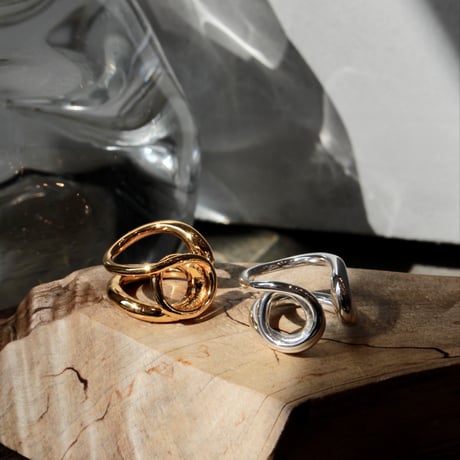 Fibula earcuff ring (one color)