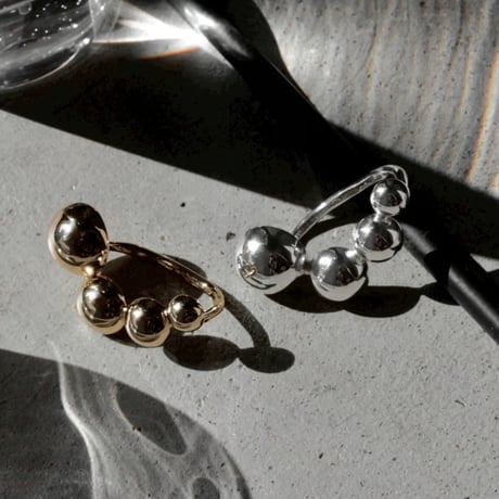 Pome motif w ring