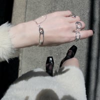 Fibula chain bracelet