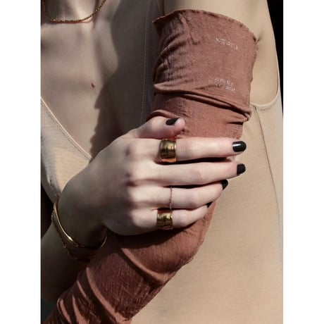 norme dew wide ring / SV925＋Gold Plated