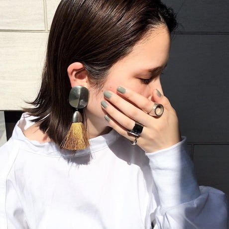 Tassel earing (Khaki)
