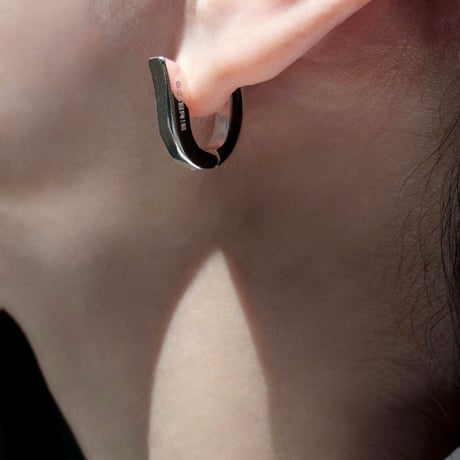 Clicker pierce (one color)