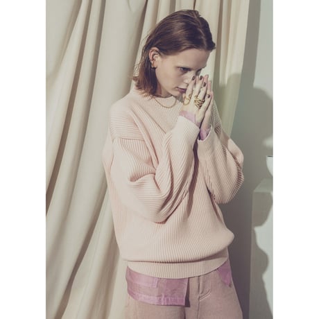 Moon surface flat cuff (one color)