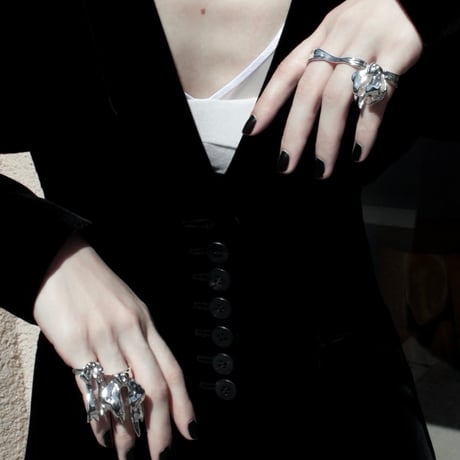 Ribbon small ring