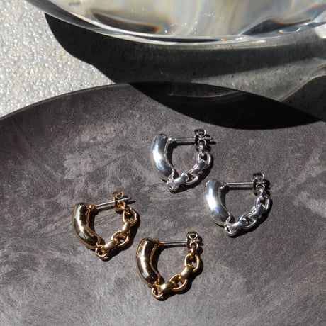 Vintage metal chain pierce
