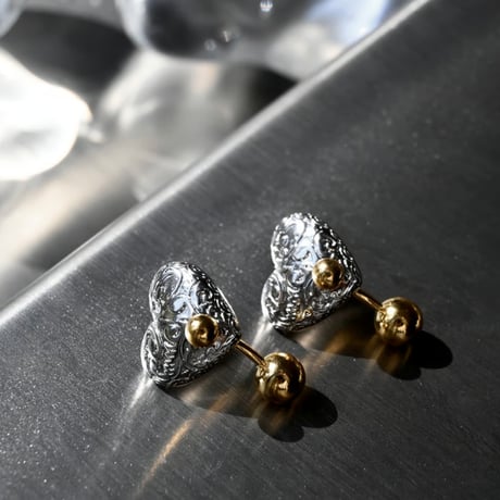 Heart barbell pierce