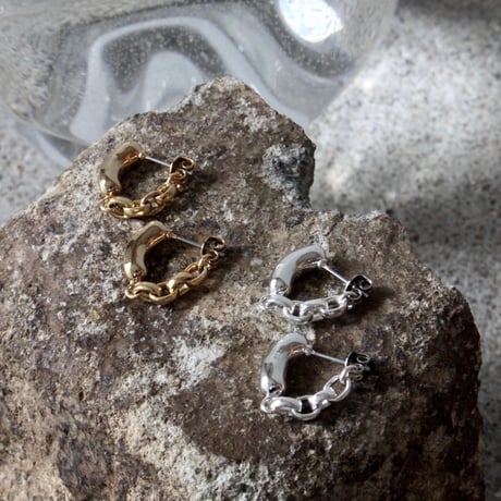 Vintage metal chain pierce