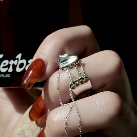 norme playing chain pinky ring / SV925