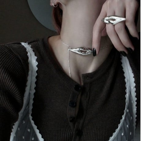 Lip motif w ring【Exclusive item】