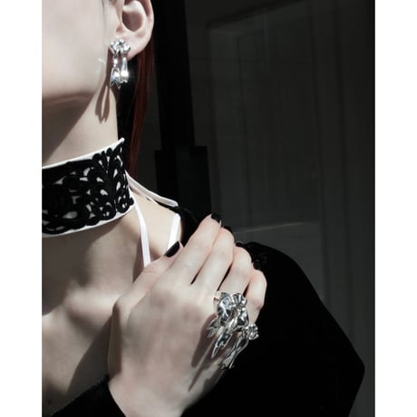 Ribbon small earing