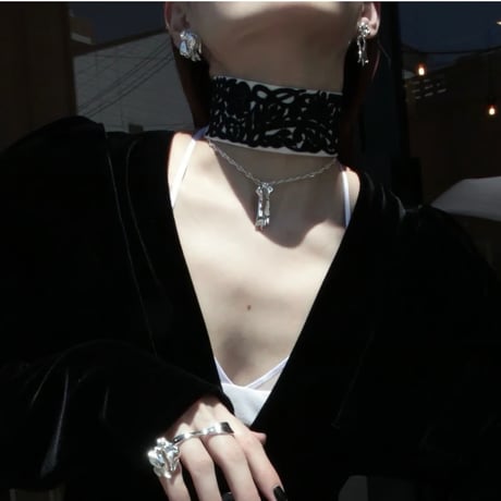 Ribbon small necklace
