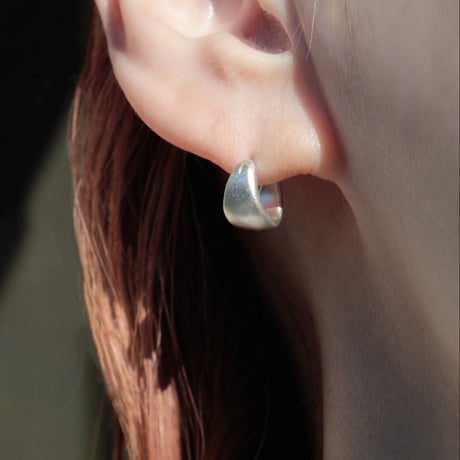 norme dew wide pierce (Matt) / SV925