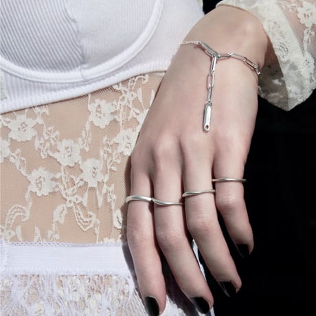 norme dew long frame bracelet / SV925