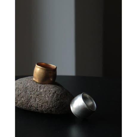 norme dew pinky ring (Matt) / SV925＋Gold Plated