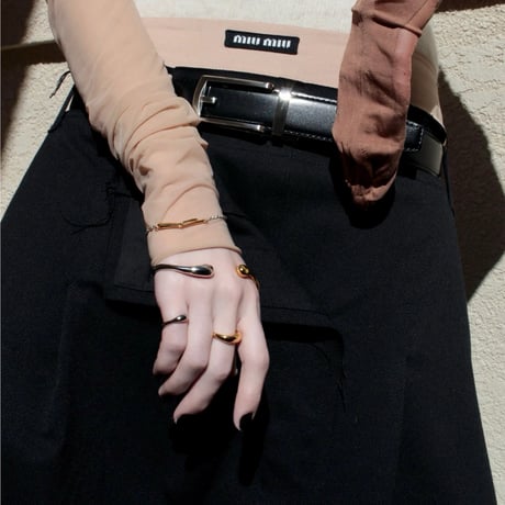 Metal art palm cuff (mix color)