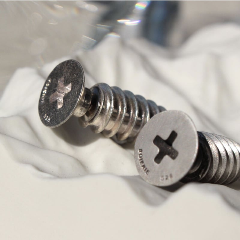 Screw pierce (1P) [Unisex line] | Soierie Onlin