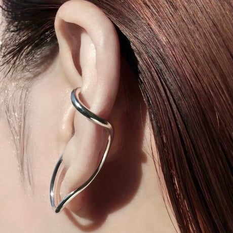 Practical ear cuff (one color)
