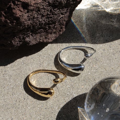 Moist drop w ring (one color)