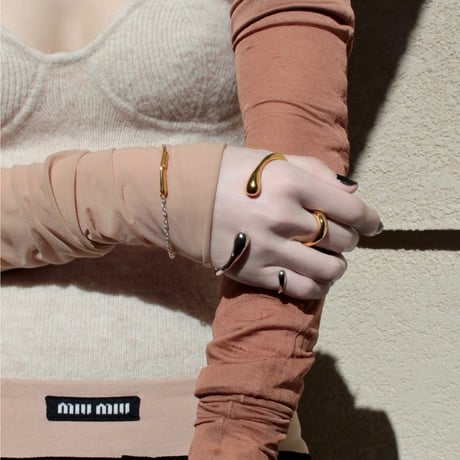 Metal art palm cuff (mix color)