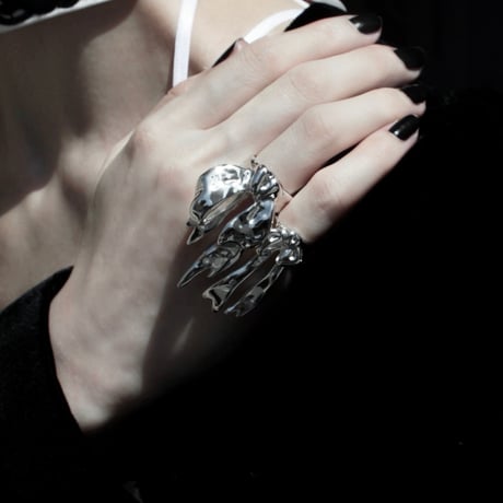 Ribbon small ring