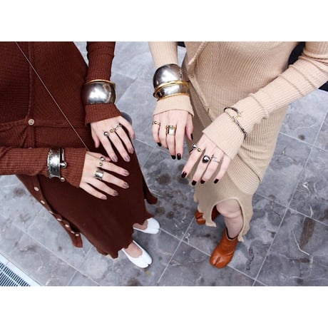 Bronze flat bangle (one color)