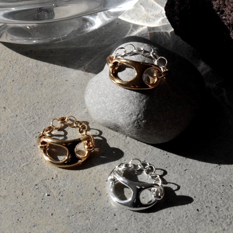Fibula chain ring | Soierie Online Store