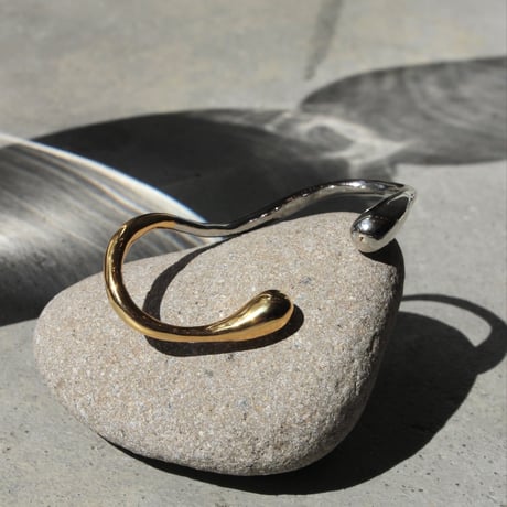Metal art palm cuff (mix color)