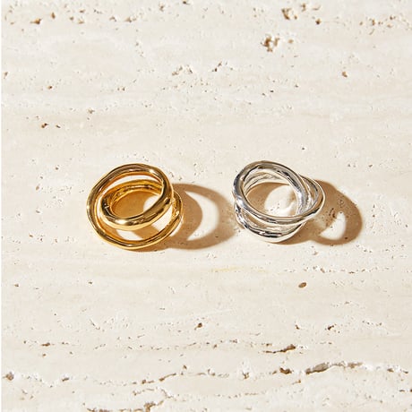 Metal art pinky ring (one color)