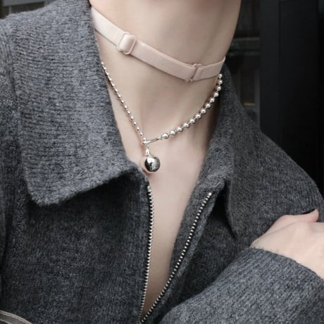 Pome ballchain necklace