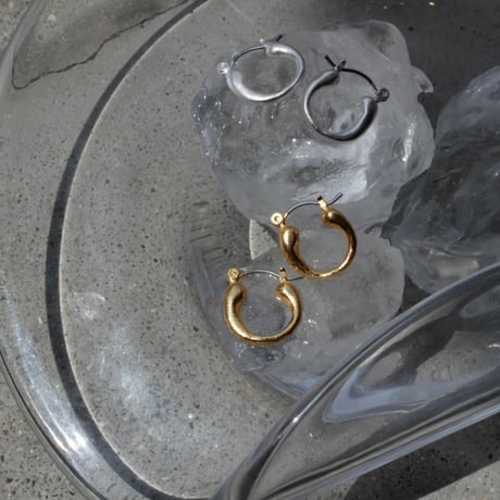 Metal art hoop pierce (one color)