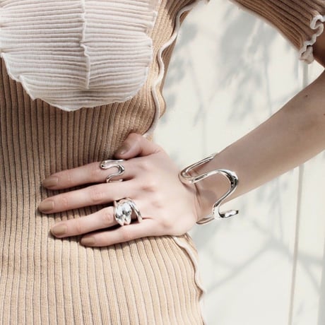 Exude circle ring