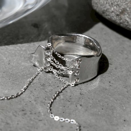 norme playing chain pinky ring / SV925
