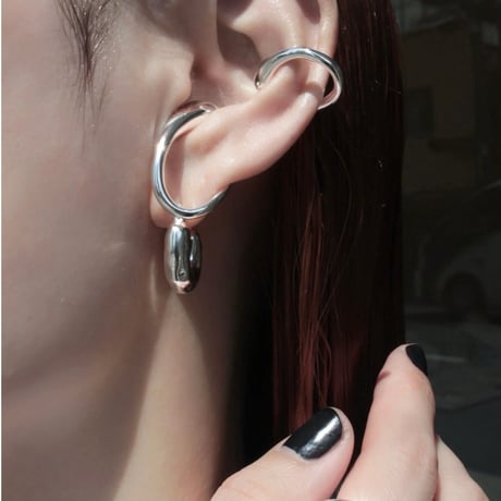 Practical ear cuff (one color)