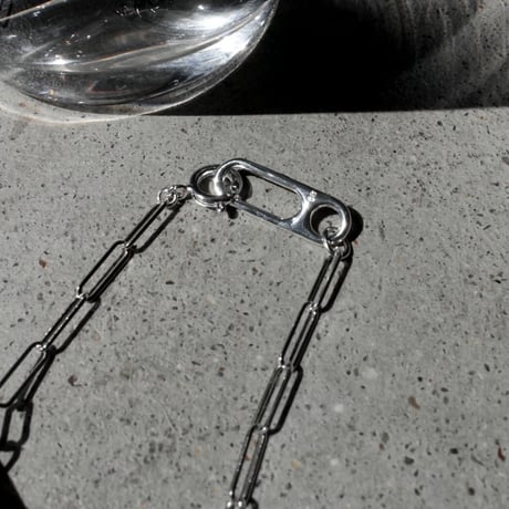 Clip frame necklace