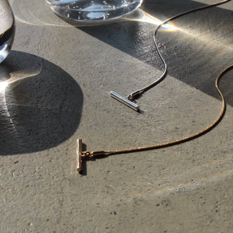 Metal art short necklace
