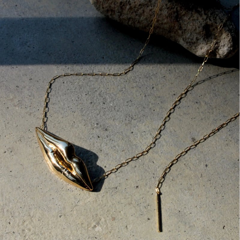 Lip motif necklace【Exclusive item】 | Soierie On Lip motif necklace【Exclusive item】 | Soierie On