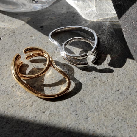 Fibula loop earcuff ring (one color)